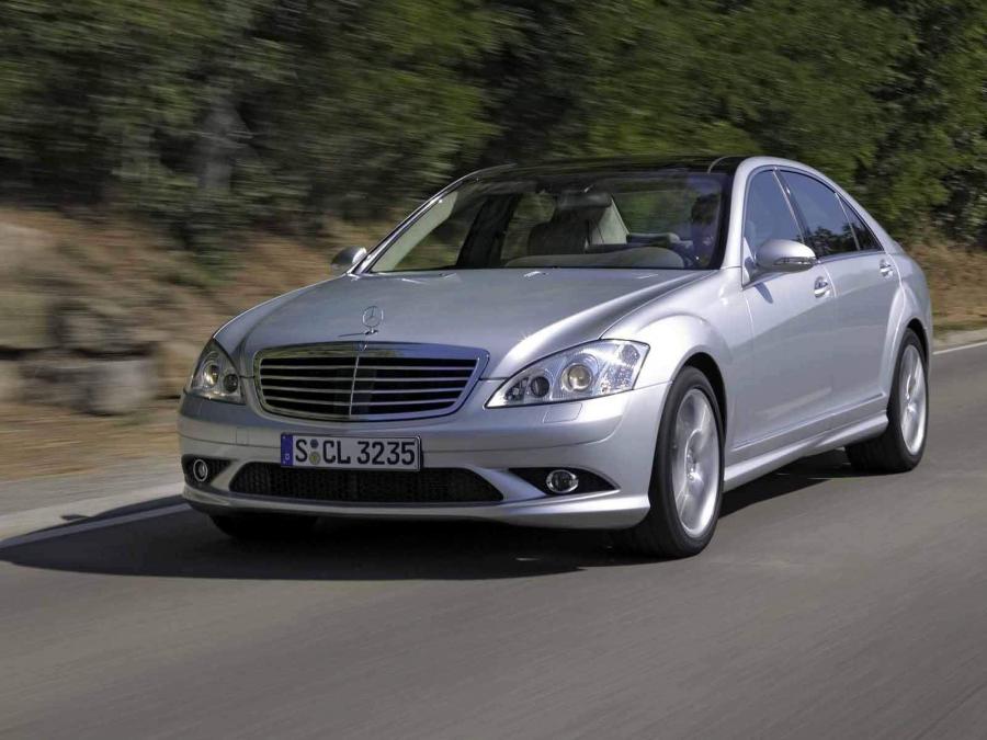  Mercedes-Benz S500 Long Wheelbase AMG Sports Package 2006 года  (фото 1 из 7)